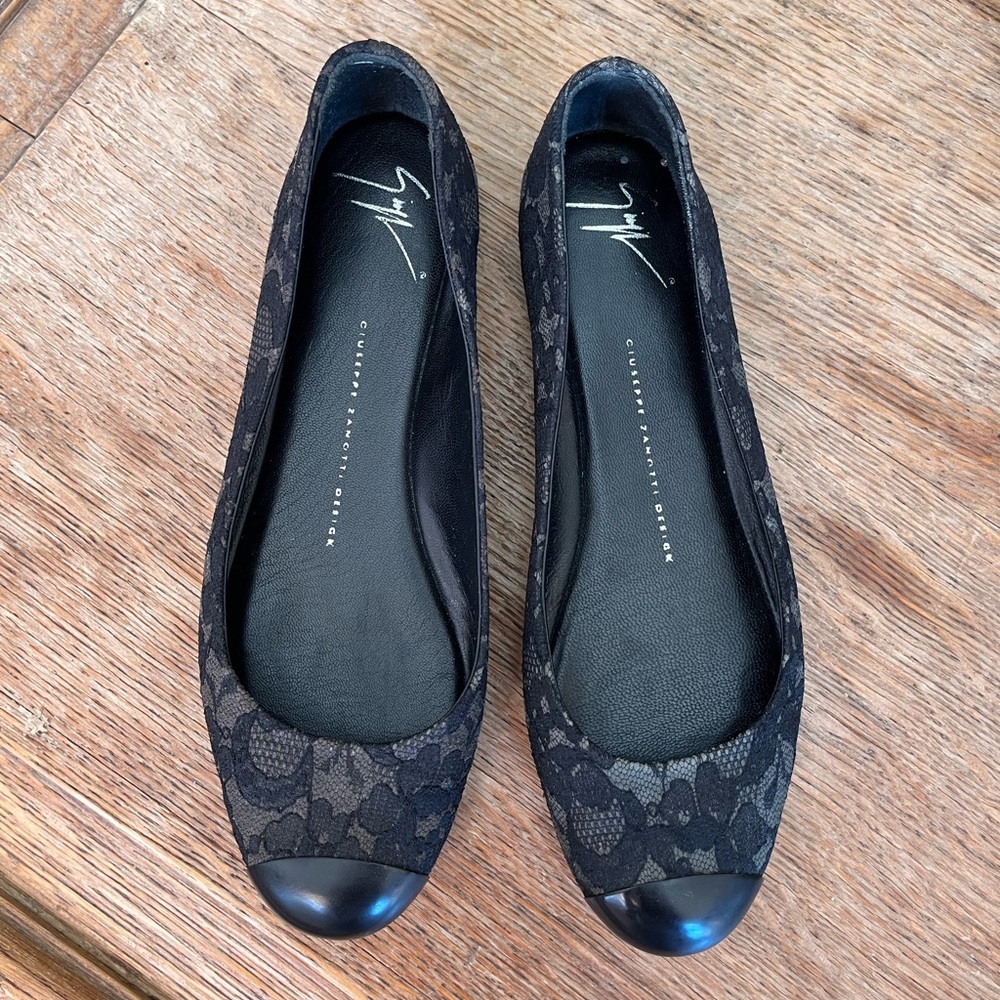 Giuseppe Zanotti black lace ballet flats size 37